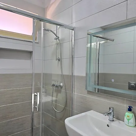 Vintage Penthouse - 271 Daire