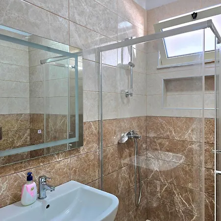 Vintage Penthouse - 271 *