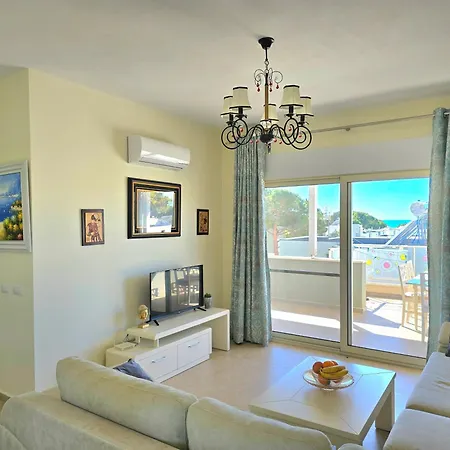 Vintage Penthouse - 271 *